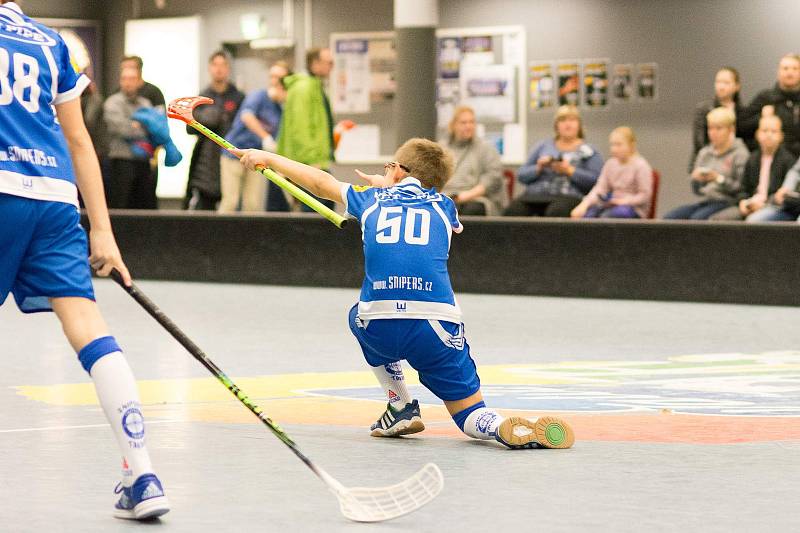 Třebíčští mladíci byli jediným českým týmem na mezinárodním turnaji Floorball Cup ve Finsku. Snipeři vyslali do bojů čtyři družstva a nejvíce byli vidět dorostenci, kteří vybojovalive své kategorii bronz.