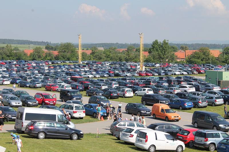 Ze Dne otevřených dveří na vojenském letišti u Náměště nad Oslavou.