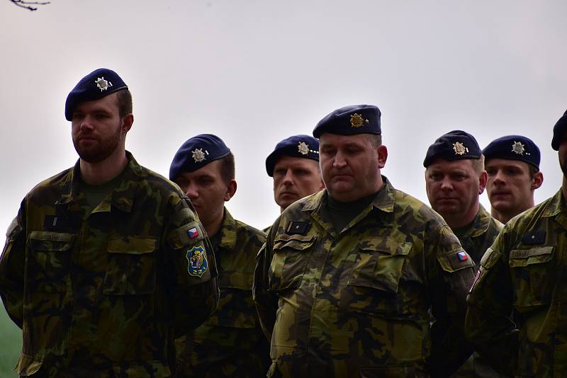 Vzpomínkové setkání tradičně organizuje 22. základna vrtulníkového letectva v Náměšti nad Oslavou.