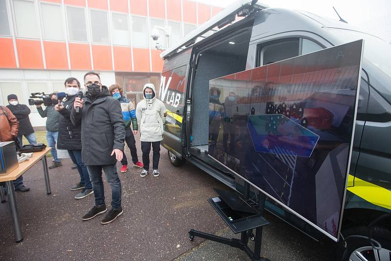 Nový laserový systém, který chrání prostor vybraných budov Jaderné elektrárny Dukovany proti dronům a jiným hrozbám přicházejícím ze vzduchu.