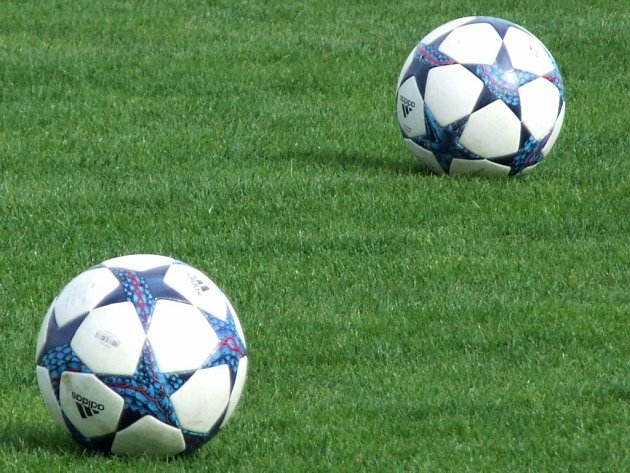 Fotbalistky Okříšek zakončily sezonu divokou remízou