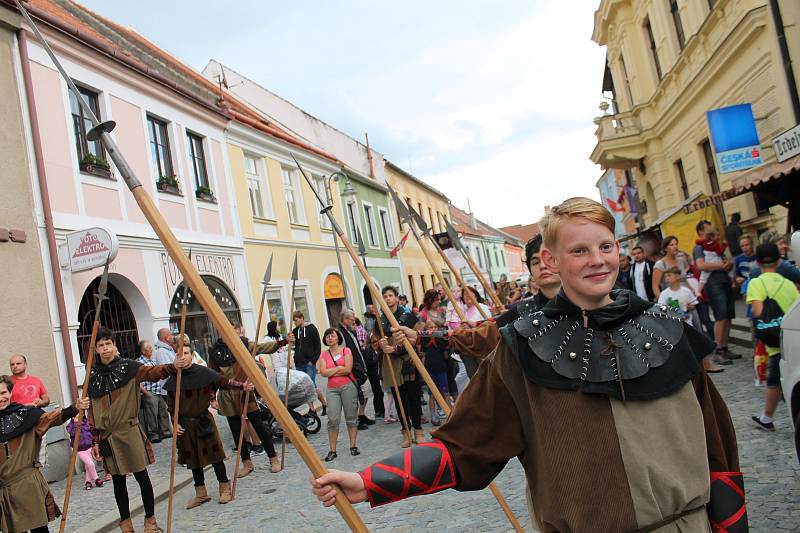 Jemnice žije Barchanem a královskými časy