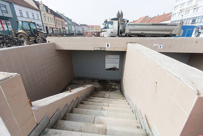 Demolice veřejných toalet v Třebíči.
