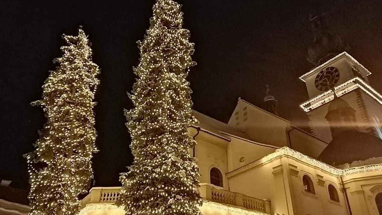 Vánoční výzdoba v Třebíči bude větší než loni, rozsvítí se i na řece