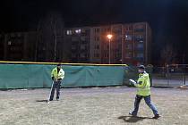 Měření intenzity nových lamp na baseballovém stadionu v Třebíči