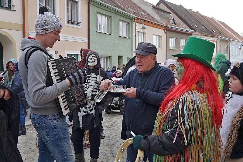 Poslední únorovou sobotu si lidé v Jemnici užili oslavy masopustu.