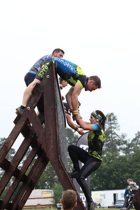 Stovky běžců se v sobotu 7. září postupně ve svých kategoriích postavily na start extrémního závodu Wilsonka race v prostoru Autocampu Wilsonka.