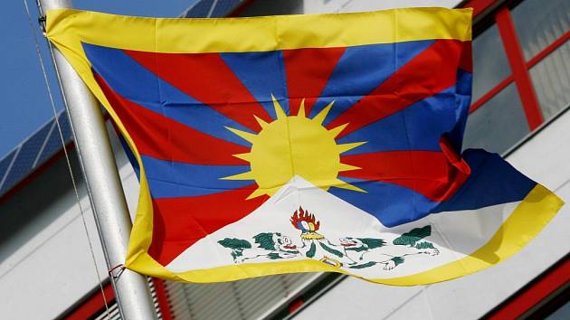 Tibetská vlajka na třebíčské radnici vlát nebude