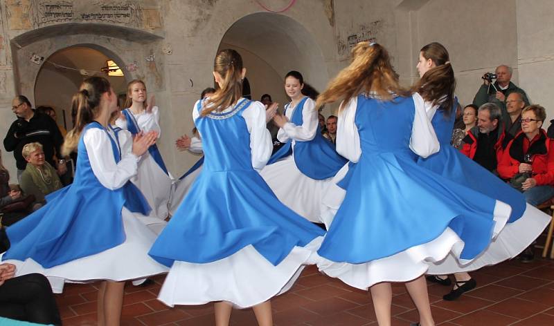 Oslavy nejveselejšího židovského svátku Purim.