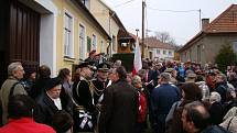 Přes tři stovky lidí zavítalo v sobotu do Hroznatína, aby uctili památku tamějšího rodáka, armádního generála a československého prezidenta Ludvíka Svobody.