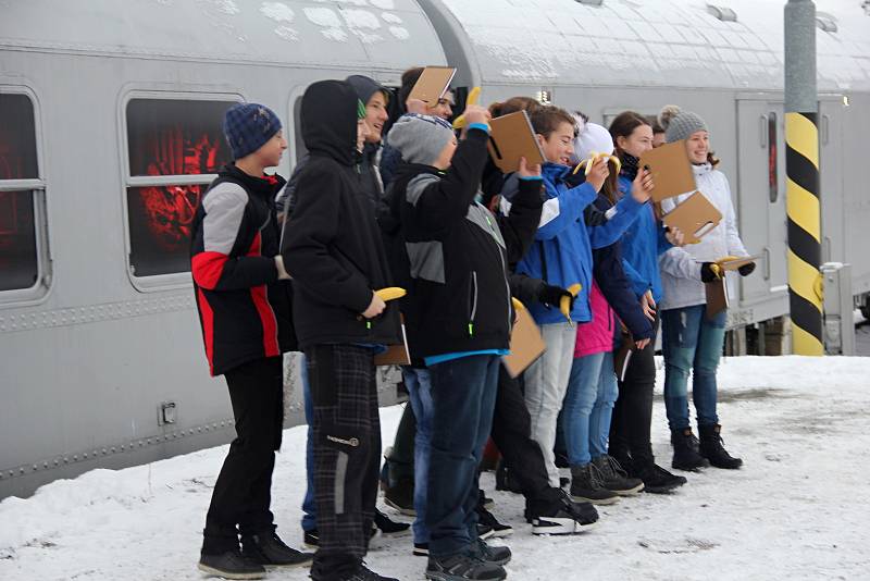 Revolution Train je protidrogová osvěta podávaná hravou a zábavnou formou.