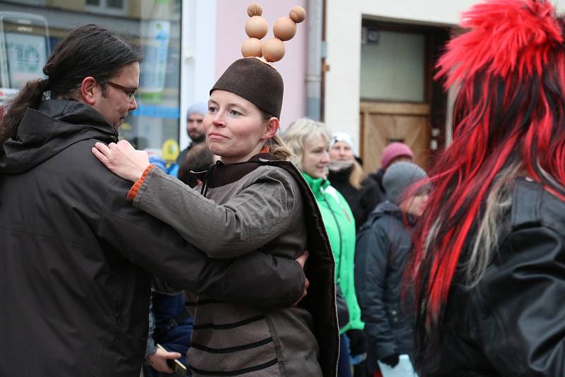 Masopustní průvod prošel Žďárem.