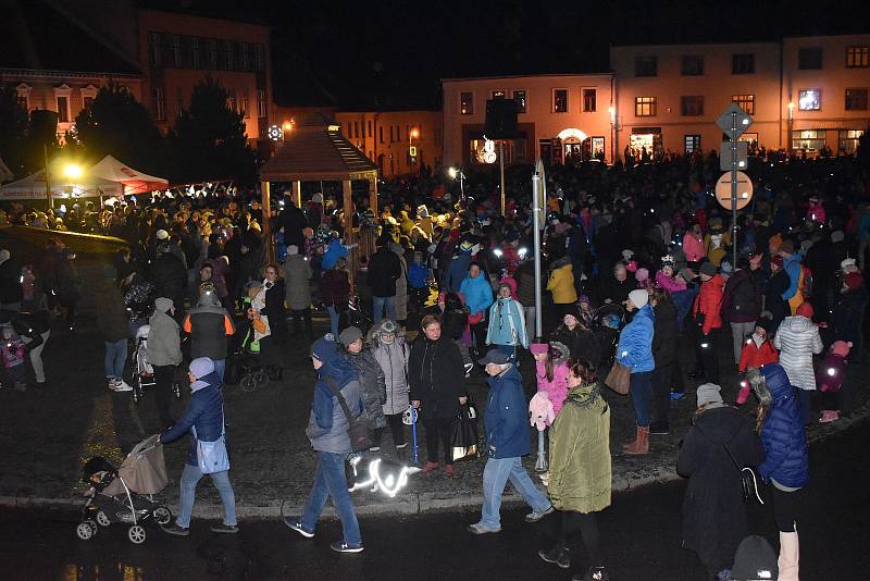 Rozsvícení stromu odstartoval odpočet.