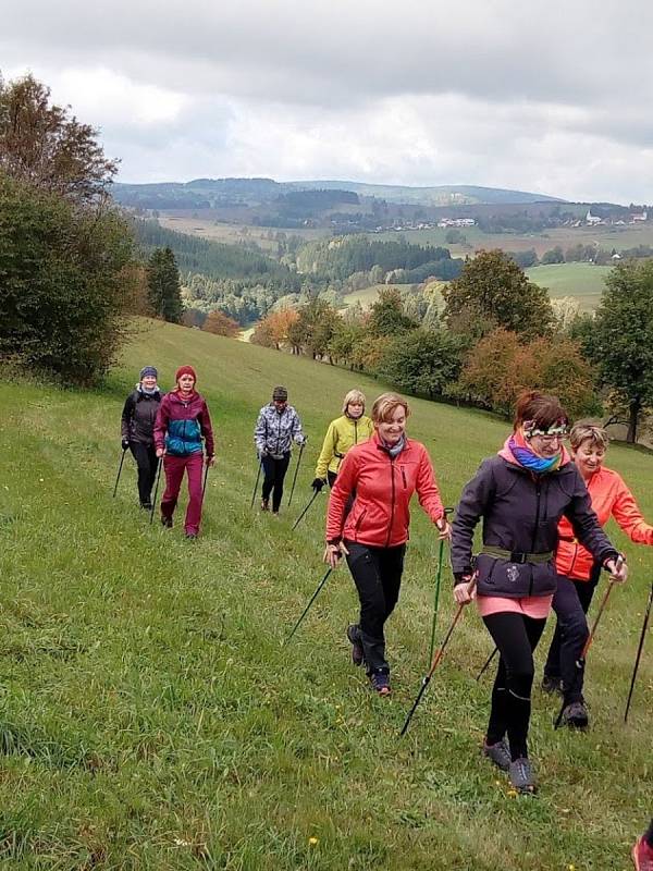 Instruktorky Milada Kuželová a Iva Bubláková.