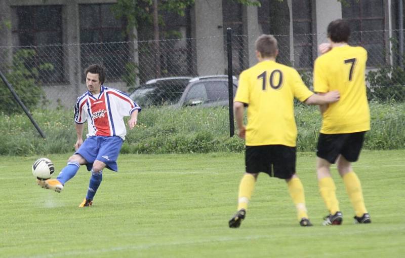 ROZSOCHY B – VÍR 1:4