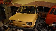 Muzeum historických vozidel v Bystřici ukrývá skutečné poklady.