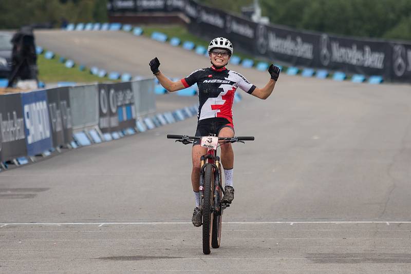 Závod SP kategorie žen elite v cross country horských kol v Novém Městě na Moravě.