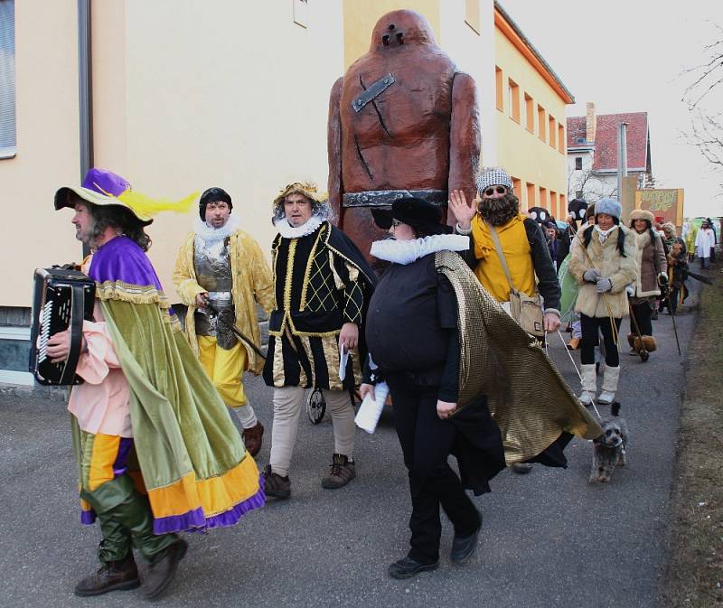 Koncem února v Pikárci uspořádali ostatkové slavnosti. Příznivci masopustního veselí se mimo jiné společně vrátili na dvůr císaře Rudolfa II.