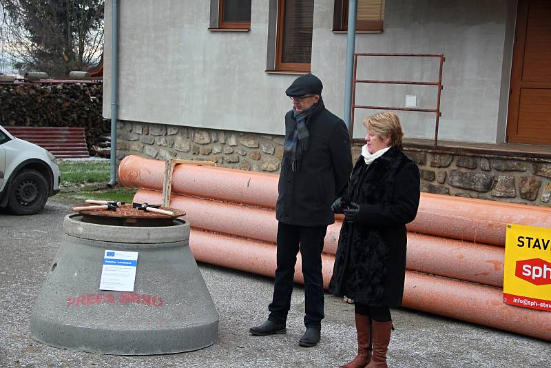 Rokytno bude mít novou kanalizaci a město čistší rybník