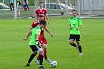 Také v další sezoně na sebe narazí fotbalisté Velkého Meziříčí (v červeném) a Nového Města na Moravě (v zelených dresech). Tentokrát už ale nikoliv ve třetí lize, nýbrž „pouze“ v divizi.