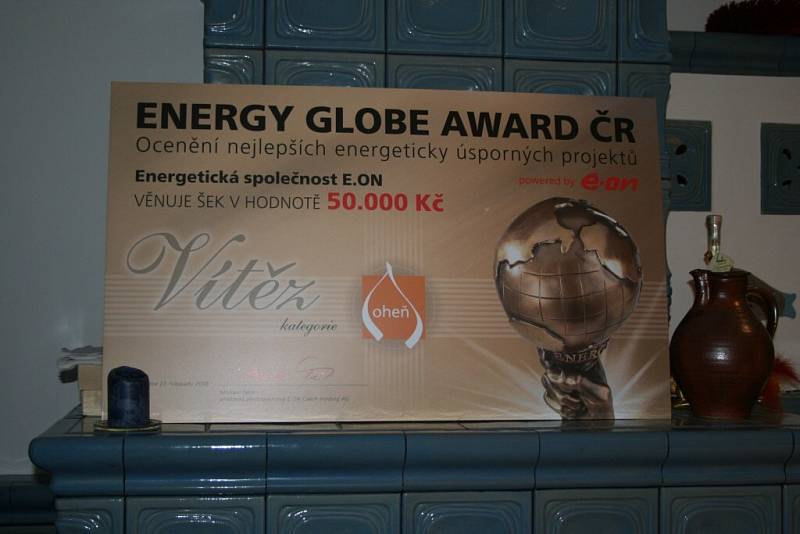 První ročník ekologické soutěže Energy Globe Award ČR skončil pro Vysočinu šťastně. Jedno z ocenění v oblasti ochrany životního prostředí putovalo do malé vsi na Žďársku –  do Habří.