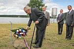 Prezident Miloš Zeman uctil památku zavražděného Petra Vejvody