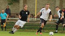 V nedělním derby zdolala rezerva FC Žďas (v černých dresech) juniorku Vrchoviny (v bílých dresech) 2:1.