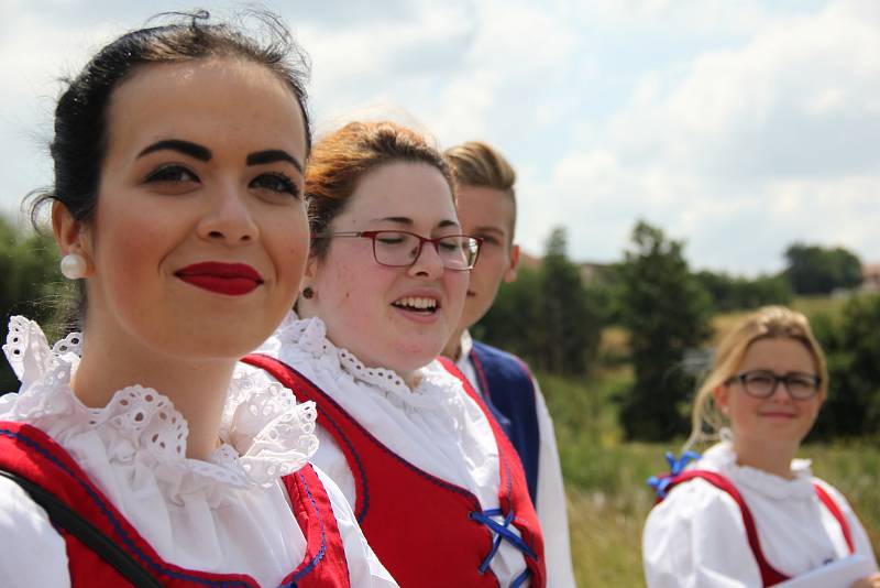 Tradice zvaní na pouť trvá v Osové Bítýšce už deset let.