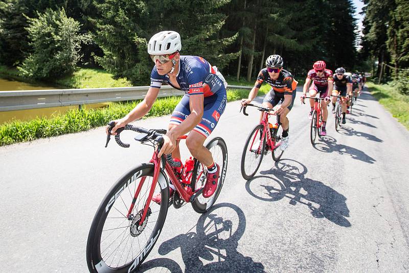 Cyklistický etapový závod mužů Vysočina 2021 ovládl Karel Tyrpekl.