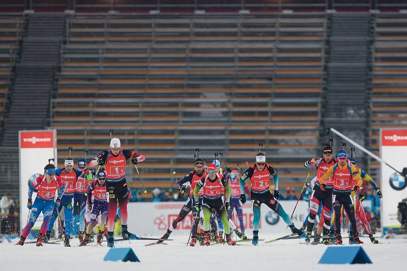 Závod SP v biatlonu (štafeta mužů 4 x 7,5 km) v Novém Městě na Moravě.