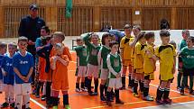 Podruhé v krátké době se poslední dubnovou sobotu uskutečnil turnaj pro nejmladší fotbalisty a fotbalistky ve žďárské sportovní hale na Bouchalkách.