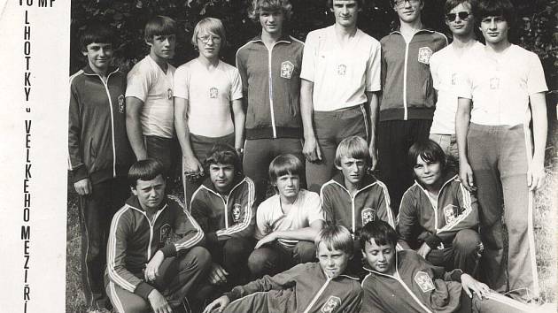  Mladí hasiči z SDH Lhotky se v roce 1983 dostali na mezinárodní soutěž v Nizozemí. 