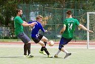 Šlágr první ligy mezi Kozel Teamem (v zeleném) a FC Benjamin nabídl drama až do konce. Výhru 2:1 zařidíli svými góly Jan Gančev a Martin Landsman.