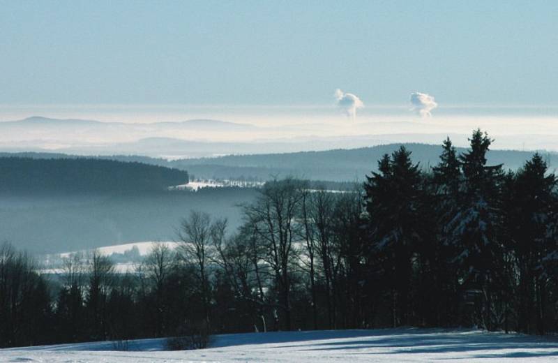 Dukovany, fotografováno od Studnic.