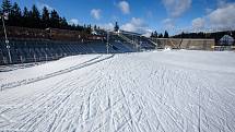 Příprava závodních tratí Vysočina areny na biatlonový Světový pohár v Novém Městě na Moravě.