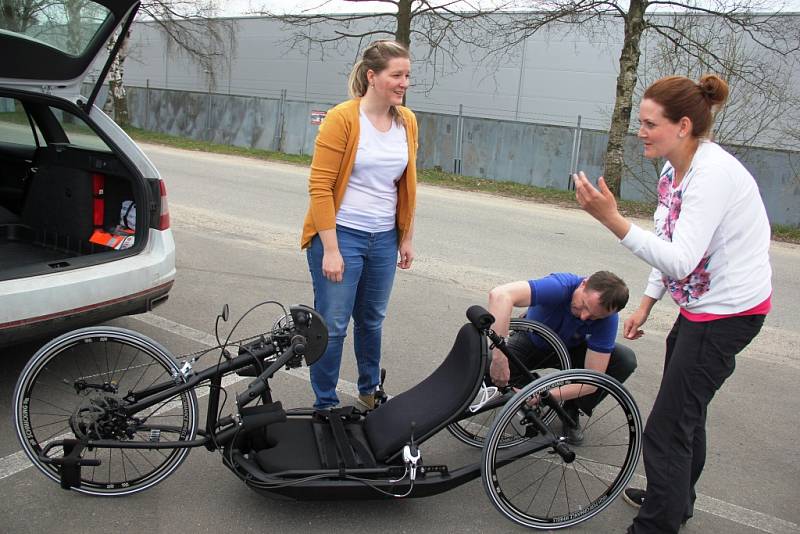 Pavel Brož může díky projektu Birell jízda opět jezdit na kole. Po úraze, který se mu stal před čtyřmi lety, si zase užívá radost z jízdy.