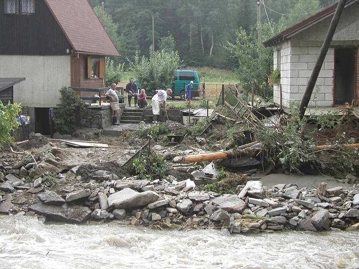 Povodne Šlapanov 2002