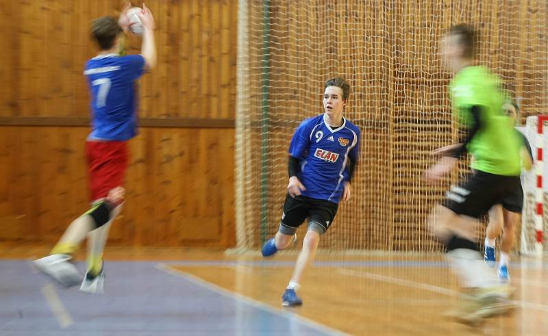 Házenkářské naděje bojovaly v Novém Veselí a ve Žďáře nad Sázavou o postup do semifinále.