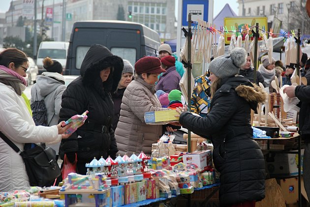Zimní trh navštívily tisíce lidí