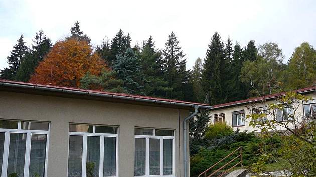 Bývalé sanatorium na Buchtově kopci u Daňkovic na Novoměstsku.