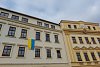 V Třebíči vyvěšují žlutomodrou vlajku, lidé podporují Ukrajinu