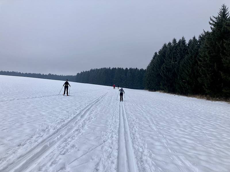 Běžkaři neváhali a vyrazili na stopy