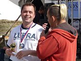 Jaroslav Němec z Bystrého u Poličky v sobotu vyhrál soutěž v pojídání brambor na čas v Centru Eden v Bystřici nad Pernštejnem. 