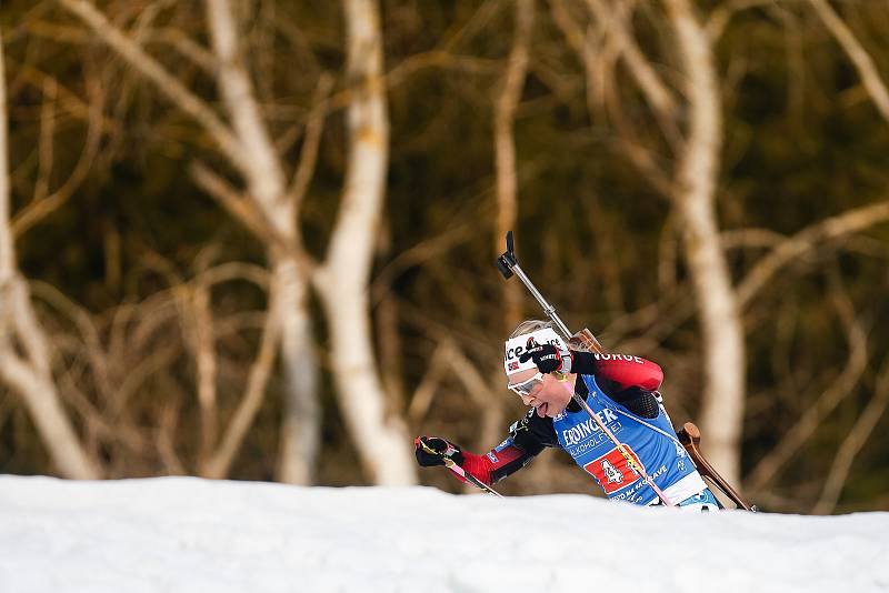 Norka Ingrid Landmark Tandrevod v závodu Světového poháru v biatlonu - štafeta 4x6 km ženy.