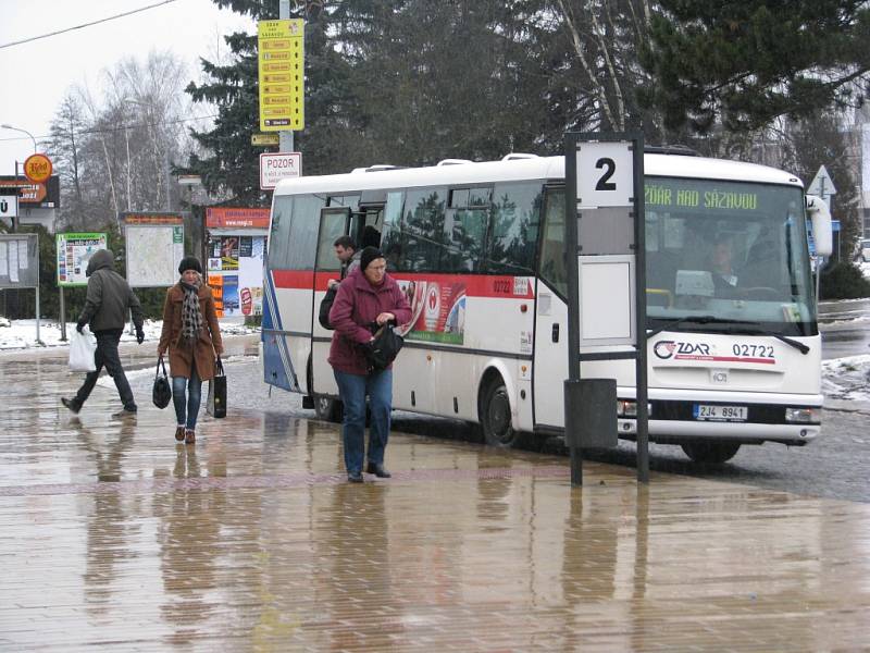 Autobus žďárské přepravní společnosti Zdar.