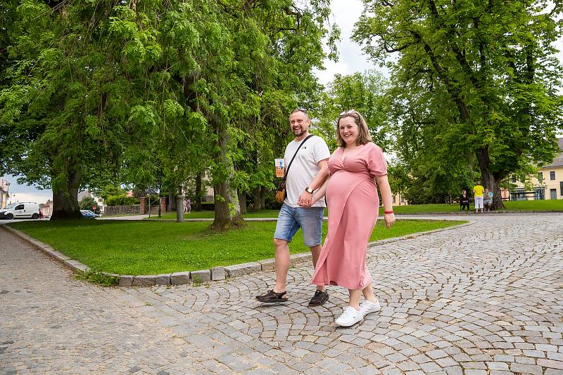 Na tři sta lidí si přišlo pochutnat na výborném jídle a hlavně podpořit stavbu Domova Pomněnka, který bude sloužit lidem s Alzheimerovou nemocí a jinými typy demence.