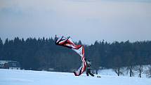 Sníh, vítr a volný prostor bez překážek jsou pro snowkiting ideální.