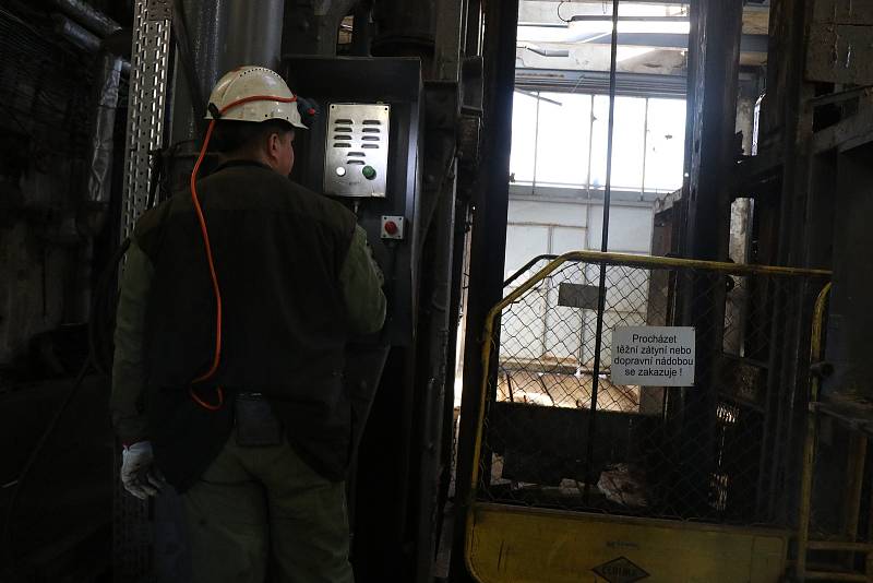 Podzemní laboratoř navázala na prostory bývalých uranových dolů Rožná 1.Výzkum je zaměřený na to, jak bezpečně ukládat vyhořelé jaderné palivo.