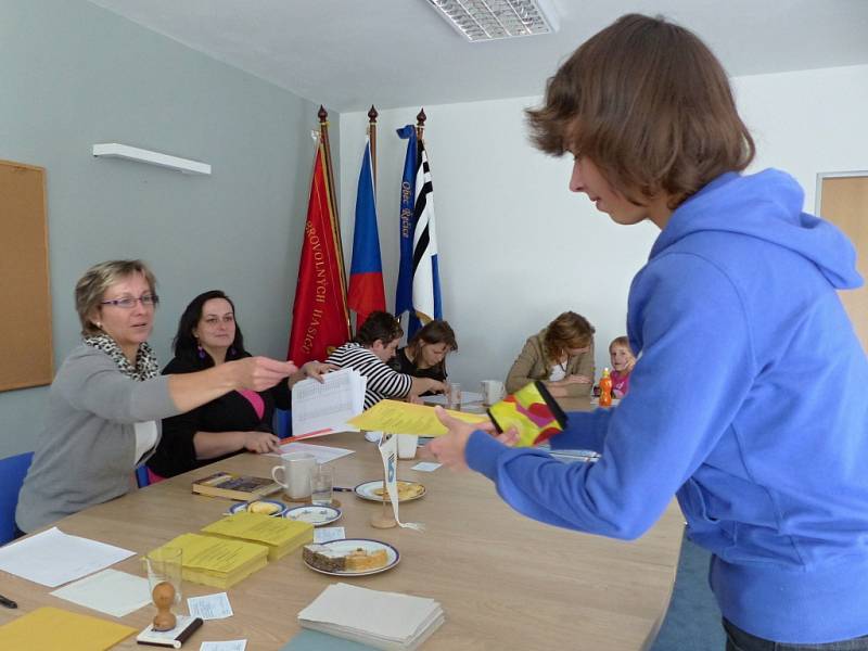 Do volební komise zasedlo v Řečici sedm maminek. 