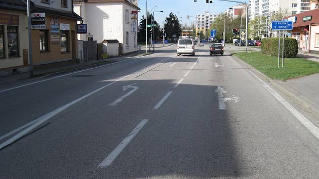 Napjaté nervy řidičů ve Žďáru nad Sázavou: začala oprava průtahu města